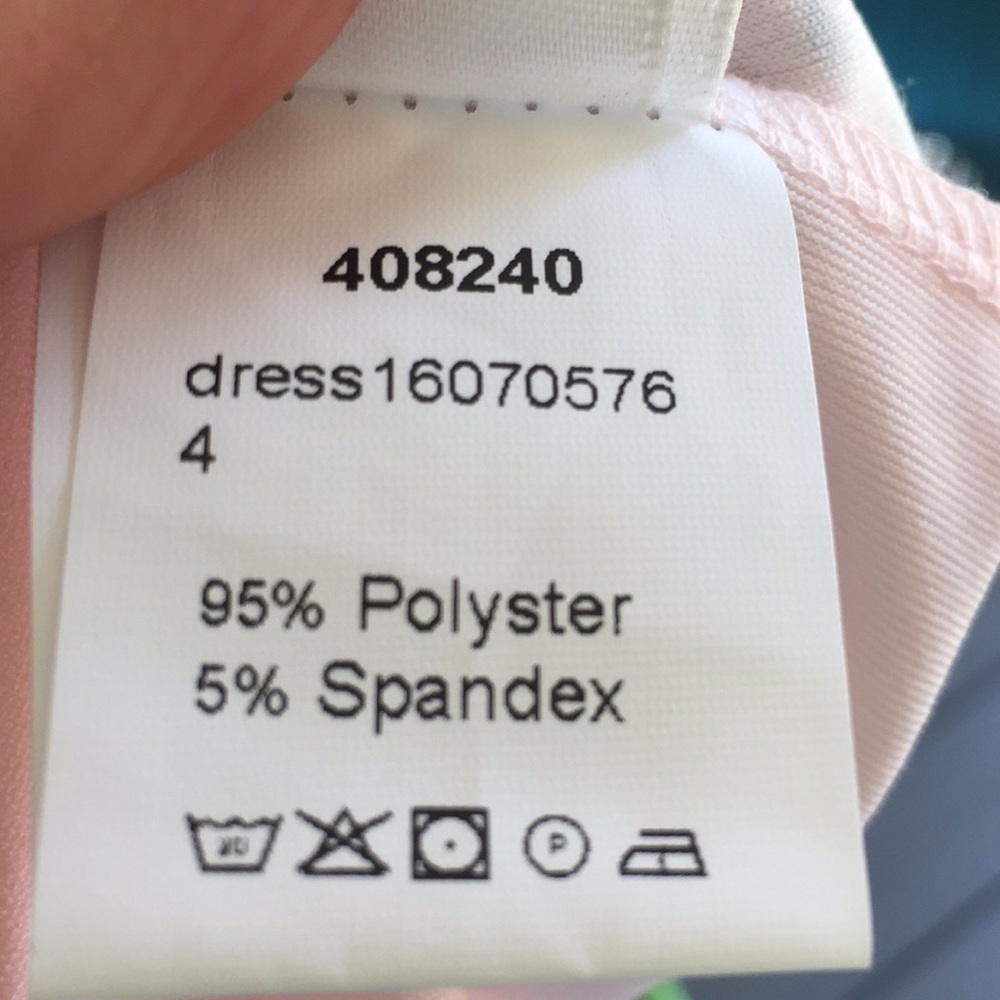 Dress - Picture 6 of 7